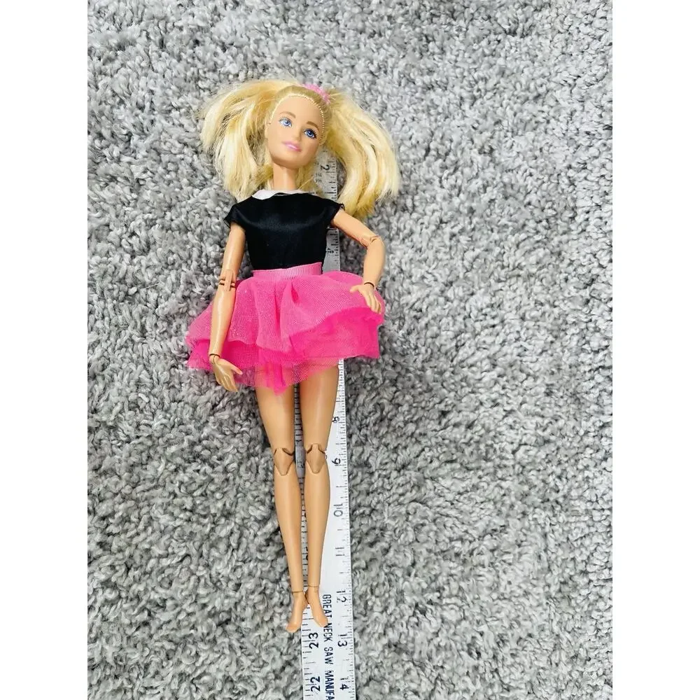 Barbie Made to Move Hybrid Joints Doll Black And Pink Dress 2016 Mattel Toy